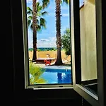 La Mediterranee Wellness Piscine Отель типа 