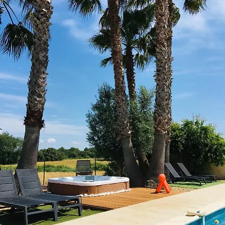 La Mediterranee Wellness Piscine فندق مبيت وإفطار *