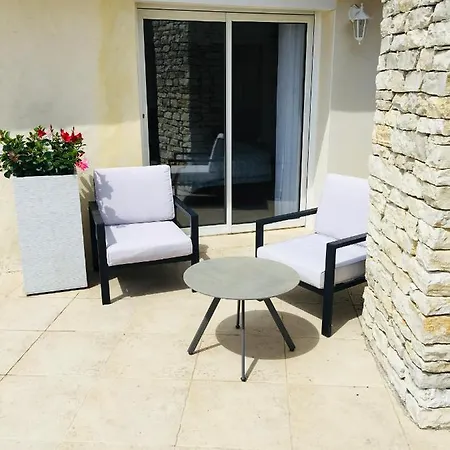 فندق مبيت وإفطار La Mediterranee Wellness Piscine Saint-Drezery